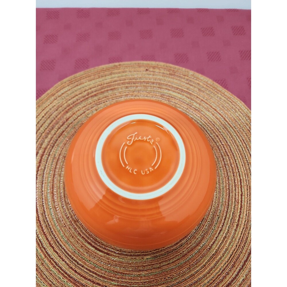 Fiesta Medium Bistro Coupe Bowl 7.58 Inch In Poppy Made In The USA EUC - Picture 6 of 6